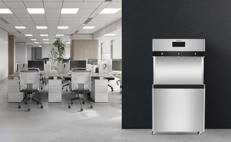 商用直飲水機給企業(yè)員工健康飲水的新優(yōu)勢！